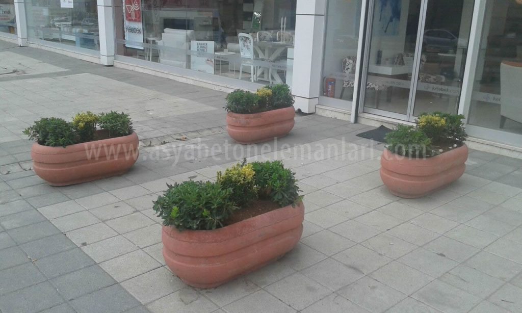 Beton Saksı Uygulama